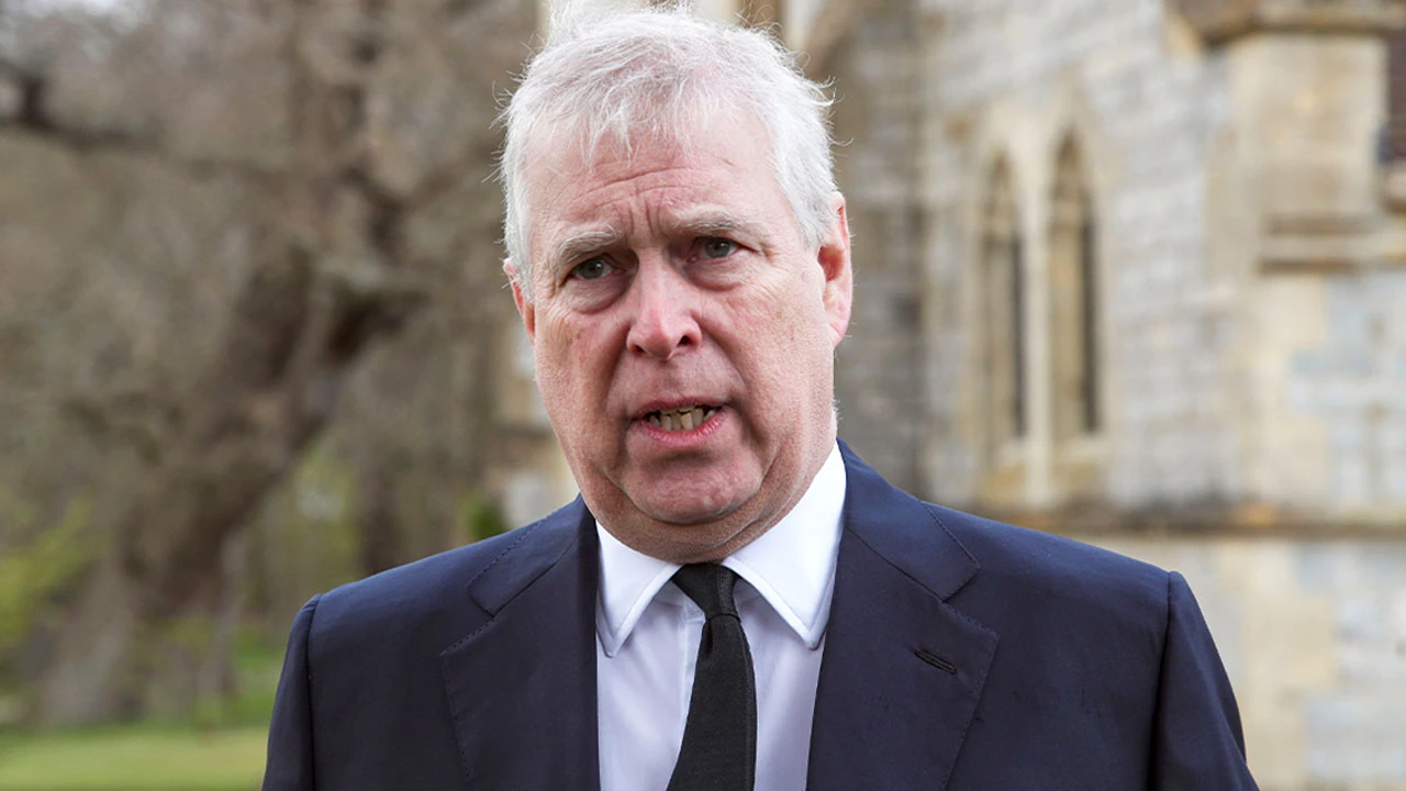 সাবেক ব্রিটিশ প্রিন্স অ্যান্ড্রু গ্রেফতার