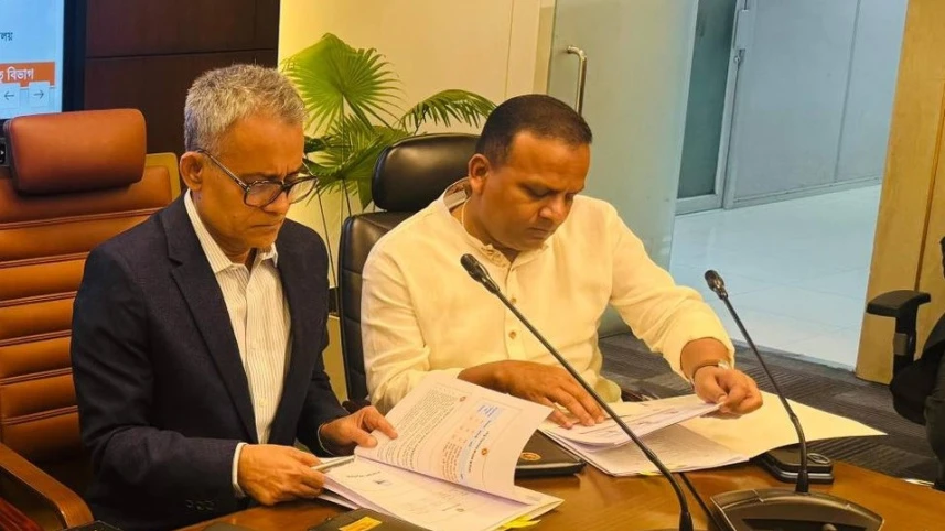 সড়কে সমঝোতার ভিত্তিতে টাকা নেওয়া চাঁদা নয়, বাধ্য করা হলে চাঁদা: সড়ক মন্ত্রী