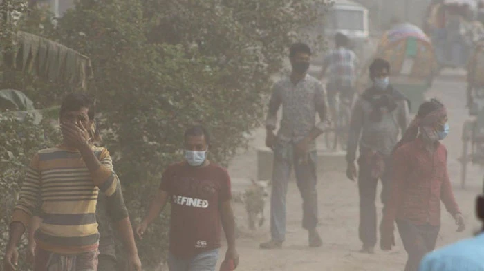 ঢাকার বায়ু ‘খুবই অস্বাস্থ্যকর’