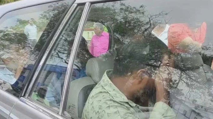 ‘ফ্রি কাশ্মীর’ পোস্টার ইস্যু: ভারতে বাংলাদেশিসহ গ্রেপ্তার ৮