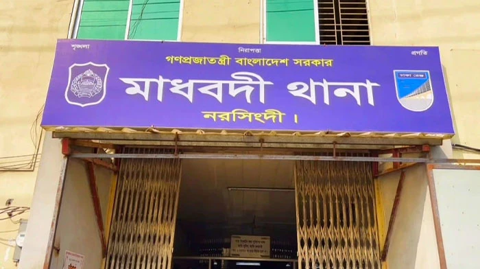মাধবদীতে সৎ বাবার থেকে কিশোরীকে ‘ছিনিয়ে নিয়ে হত্যা'
