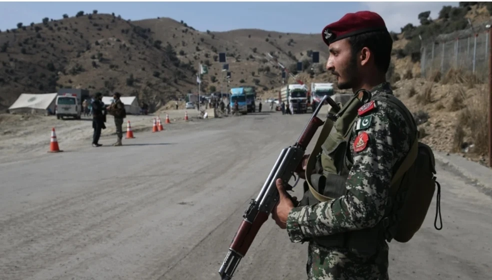 আলোচনার মাধ্যমে পাকিস্তান-আফগানিস্তান সংকট নিরসনের আহ্বান চীনের