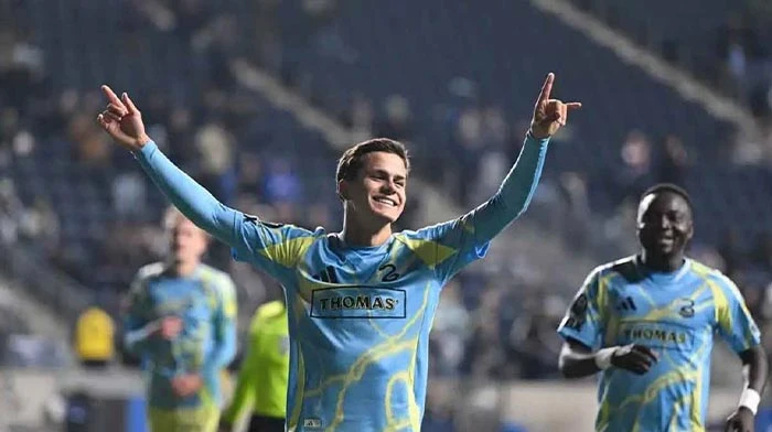 ইতিহাস গড়লেন বাংলাদেশি বংশোদ্ভুত সুলিভান