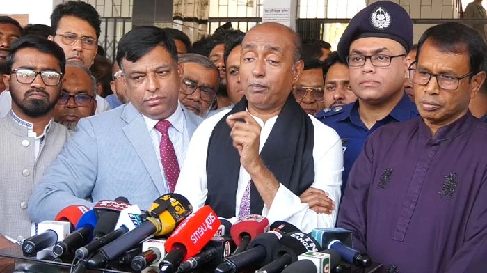 জারি করা প্রত্যেকটি সাংবিধানিক অধ্যাদেশ সংসদে পেশ হবে: আইনমন্ত্রী