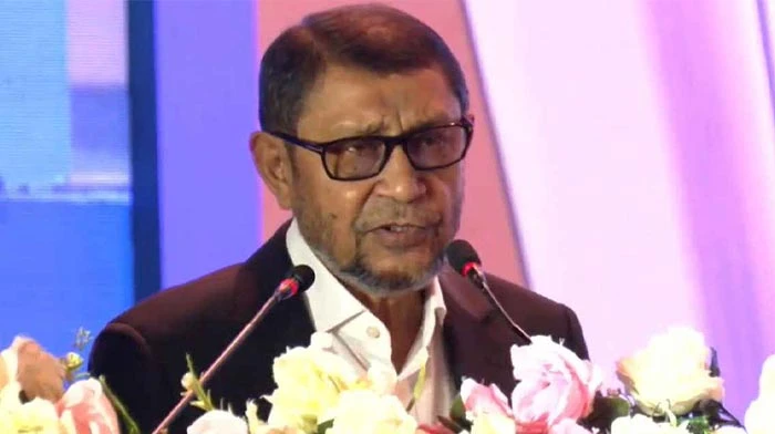 চিকিৎসার জন্য বিদেশের ওপর নির্ভরতা কমাতে হবে: স্বাস্থ্যমন্ত্রী