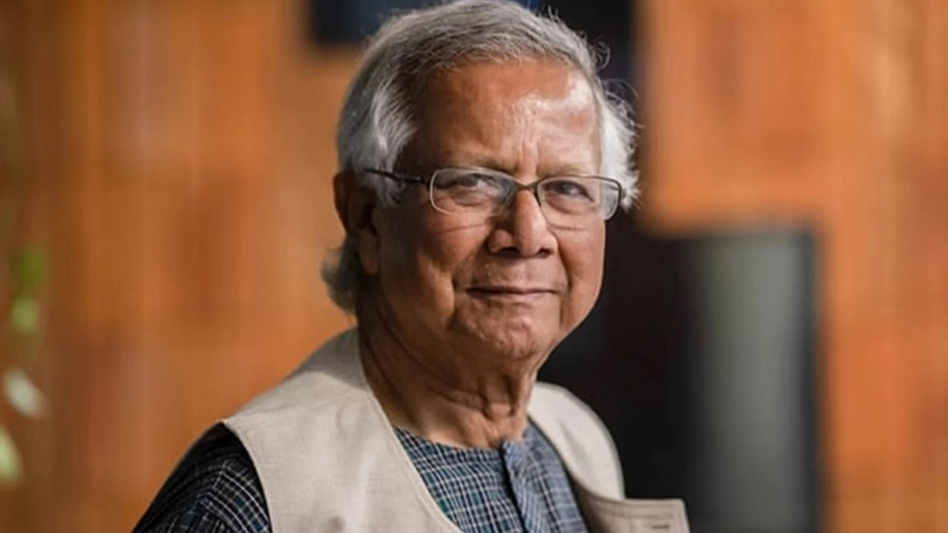 আগামী এক বছর 'অতি গুরুত্বপূর্ণ ব্যক্তি' থাকছেন ড. ইউনূস