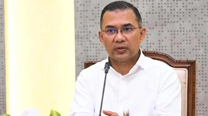 নারীদের আলাদা বাস সার্ভিস চালুর নির্দেশ প্রধানমন্ত্রী তারেক রহমানের