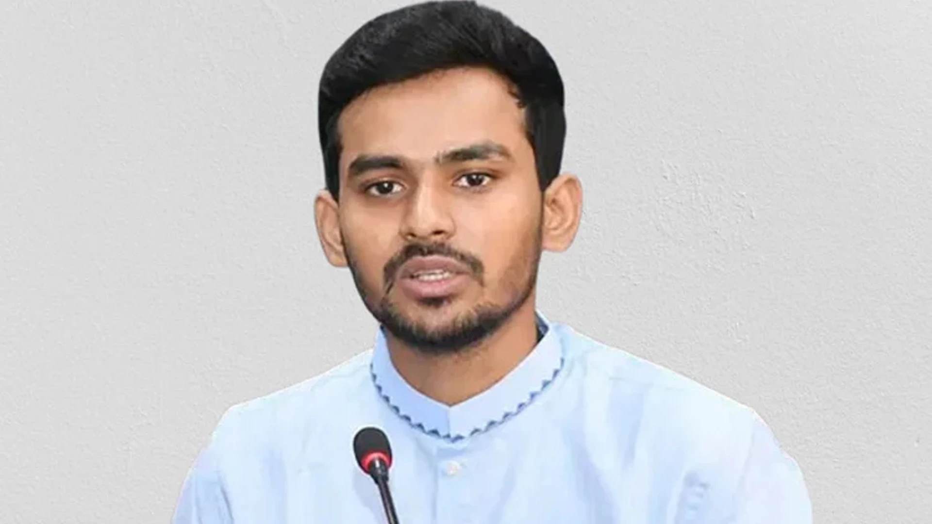 রাষ্ট্রপতি অপসারিত না হলে সকল সংসদকে প্রশ্নবিদ্ধ করা হবে: আসিফ মাহমুদ