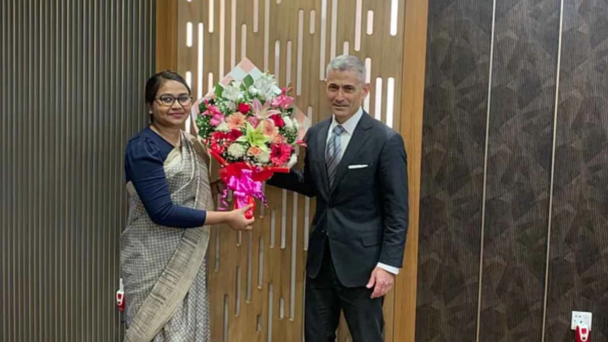 বাংলাদেশের সঙ্গে সম্পর্ক জোরদারে ঢাকায় মার্কিন সহকারী পররাষ্ট্রমন্ত্রী