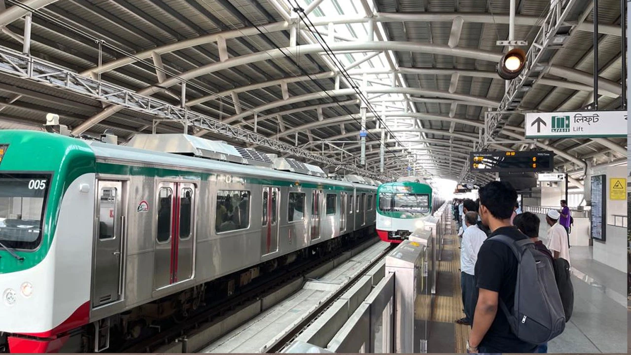 শিক্ষার্থী-প্রতিবন্ধীদের মেট্রোরেলসহ সব ধরনের ট্রেনে ২৫ শতাংশ ভাড়া ছাড়