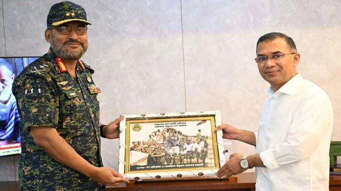 প্রধানমন্ত্রী তারেক রহমানের সঙ্গে আনসার ও ভিডিপি মহাপরিচালকের সাক্ষাৎ