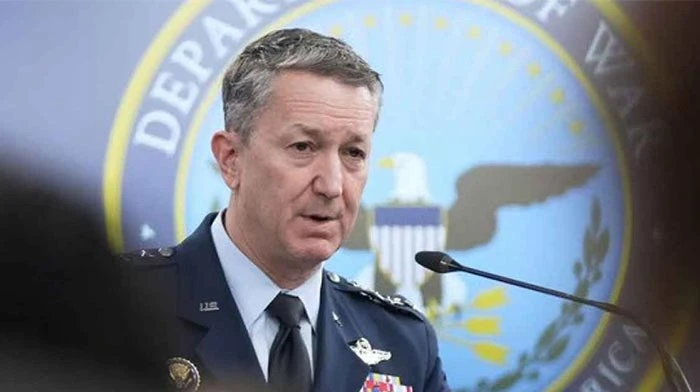 ইরানি ড্রোনের সামনে অসহায় শীর্ষ মার্কিন কর্মকর্তা