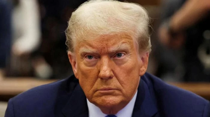 ইরানের সম্ভাব্য সব নেতাকে হত্যার হুমকি ট্রাম্পের