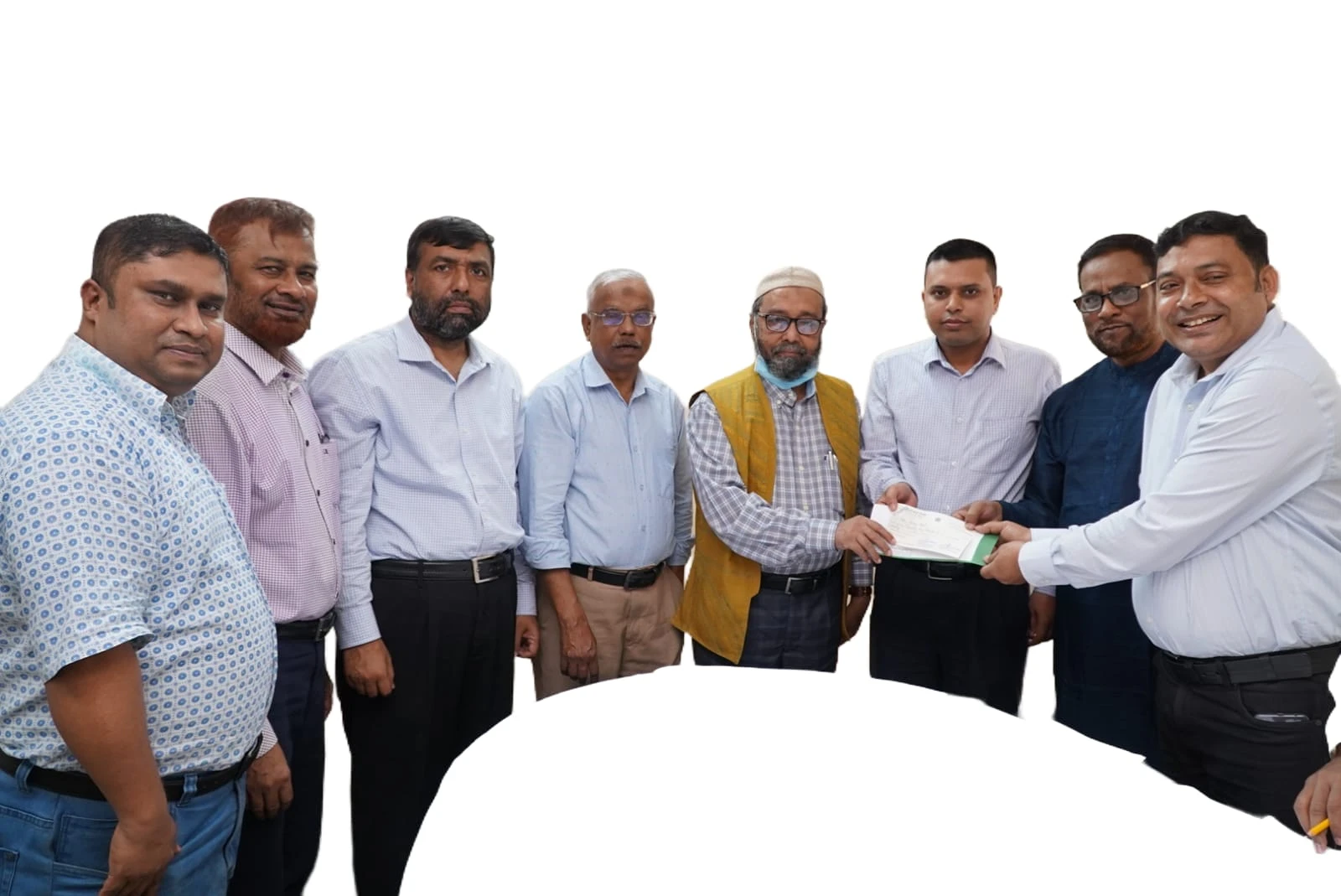 বারাকাহ স্পেশালাইজড হাসপাতাল থেকে হিরো মিয়াকে পুরস্কার প্রদান