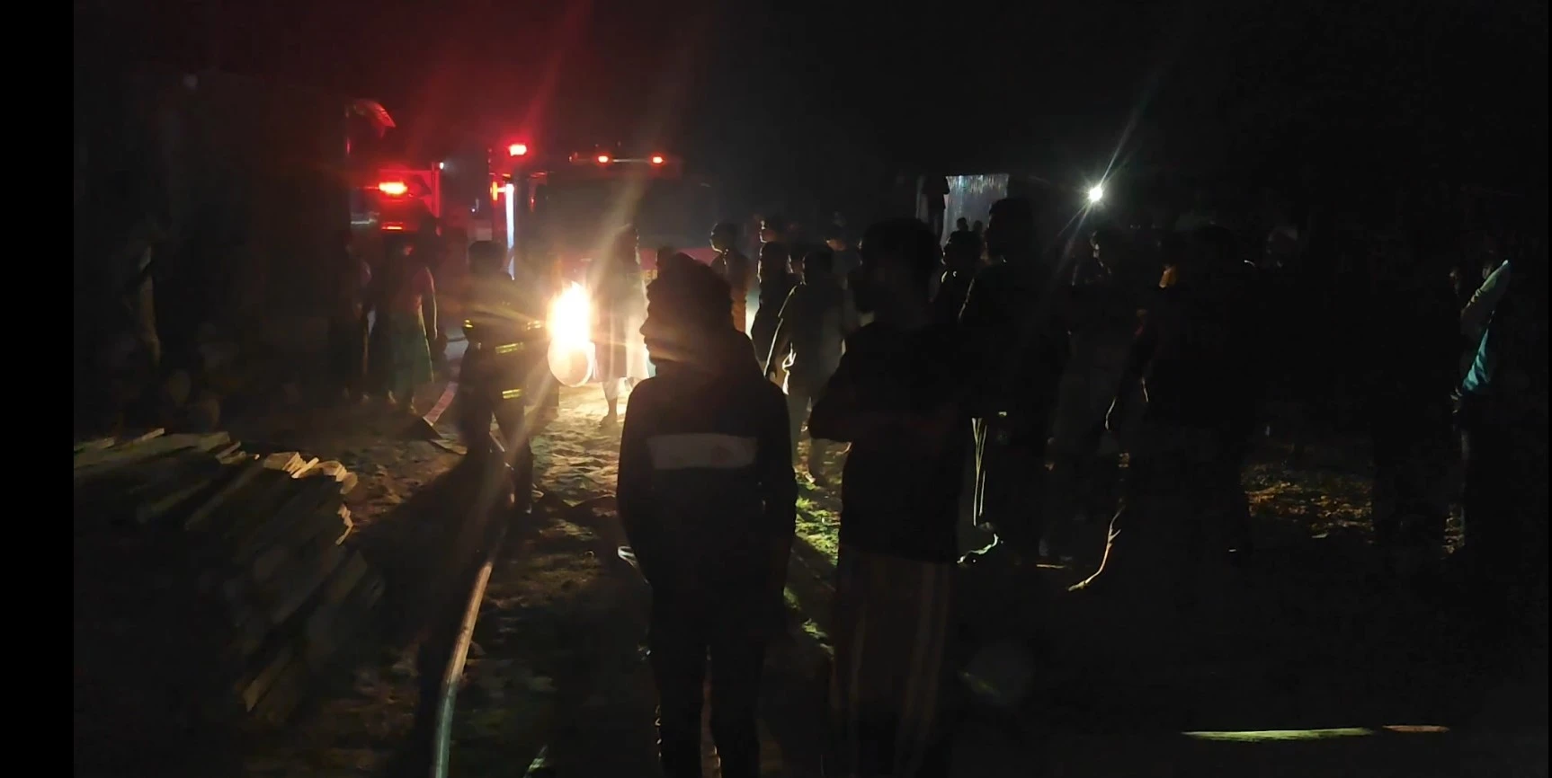 দেলদুয়ারে ভয়াবহ অগ্নিকাণ্ডে স’ মিল পুড়ে ছাই