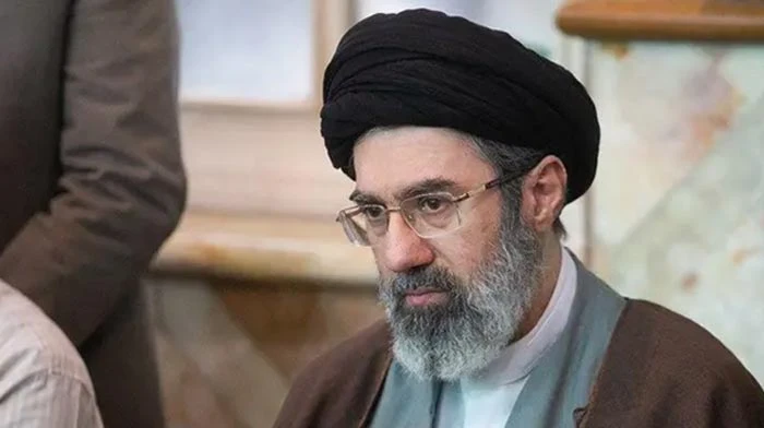 ইরানের নতুন সুপ্রিম লিডার মোজতবা খামেনির নাম ঘোষণা