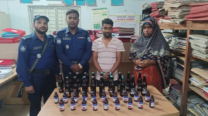 কসবায় মাদকবিরোধী অভিযানে ভারতীয় মদ উদ্ধার, দম্পতি গ্রেফতার