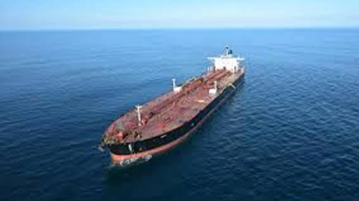 রাশিয়ার তেল বিক্রির ওপর দেওয়া নিষেধাজ্ঞা তুলে নিলো যুক্তরাষ্ট্র