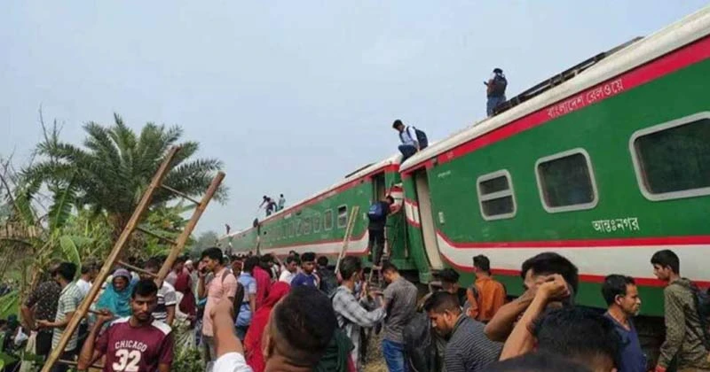 নীলসাগর এক্সপ্রেস লাইনচ্যুত: ২১ ঘণ্টা পর রেল চলাচল স্বাভাবিক