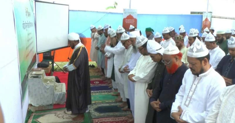 নারায়ণগঞ্জের ফতুল্লায় সৌদির সাথে মিল রেখে ঈদ উদযাপন