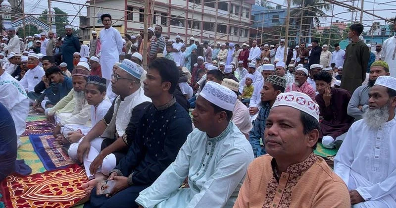ধর্মীয় উৎসাহ-উদ্দীপনায় নবীনগরে পবিত্র ঈদুল ফিতরের জামাত অনুষ্ঠিত