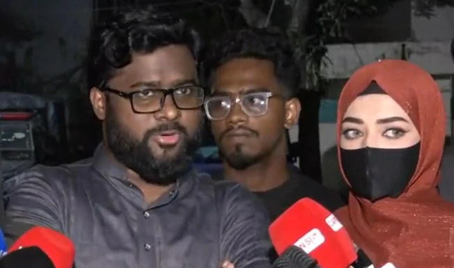 ঢাবিতে ছাত্রলীগের মহড়া: ব্যবস্থা নিতে পুলিশকে ছাত্রশক্তির আলটিমেটাম