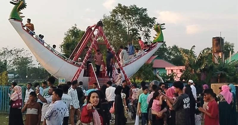 কসবা বিনোদন কেন্দ্রগুলোতে দর্শনার্থীদের উপচে পড়া ভিড়