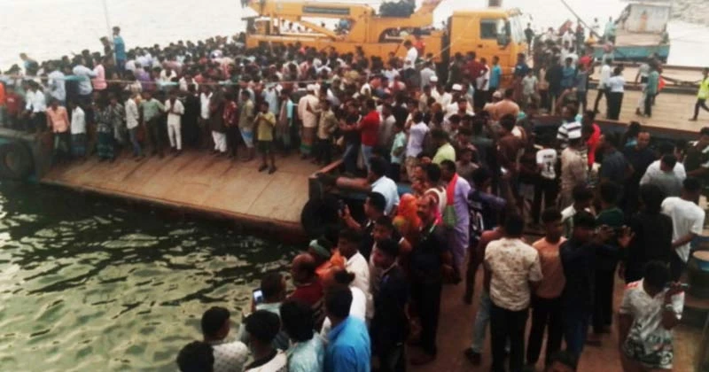 দৌলতদিয়া ফেরিঘাটে বাসডুবি: নিহত ২৬ জনের পরিচয় পাওয়া গেছে