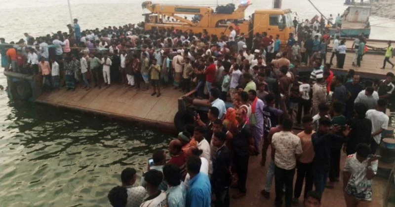 দৌলতদিয়া বাস দুর্ঘটনায় ২৩ মরদেহ উদ্ধার