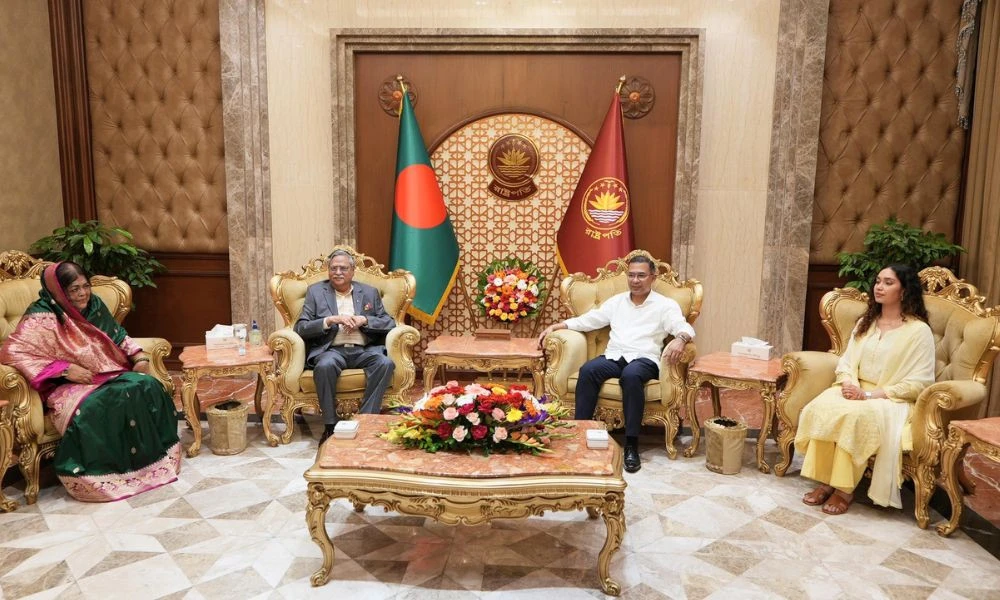 স্বাধীনতা দিবস উপলক্ষে রাষ্ট্রপতির সঙ্গে প্রধানমন্ত্রীর সাক্ষাৎ