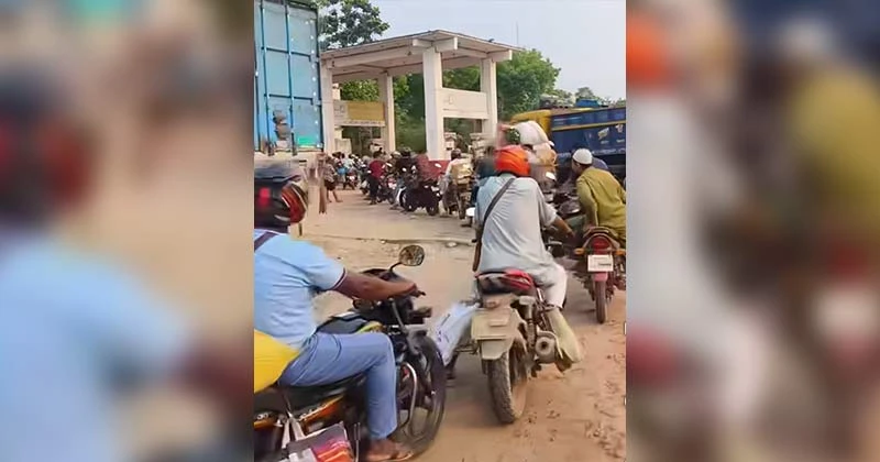 সাতক্ষীরায় জ্বালানি তেল নিতে লাগবে ফুয়েল কার্ড, ঘোষণার পর সিদ্ধান্ত বাতিল