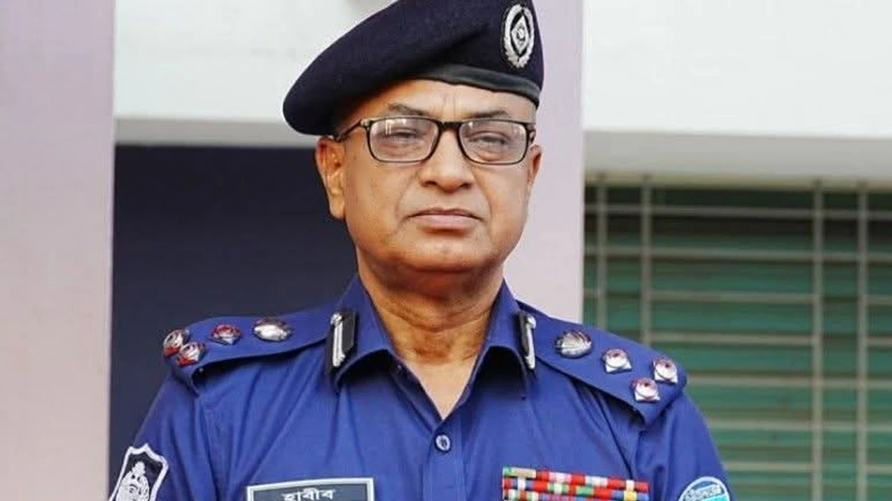র‍্যাবের নতুন ডিজি হিসেবে দায়িত্ব নিলেন আহসান হাবীব পলাশ