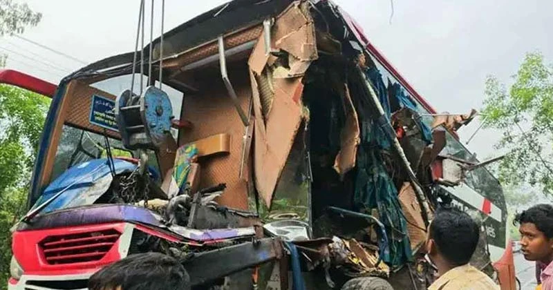 দিনাজপুরে সড়কে দুর্ঘটনায় নিহত ২