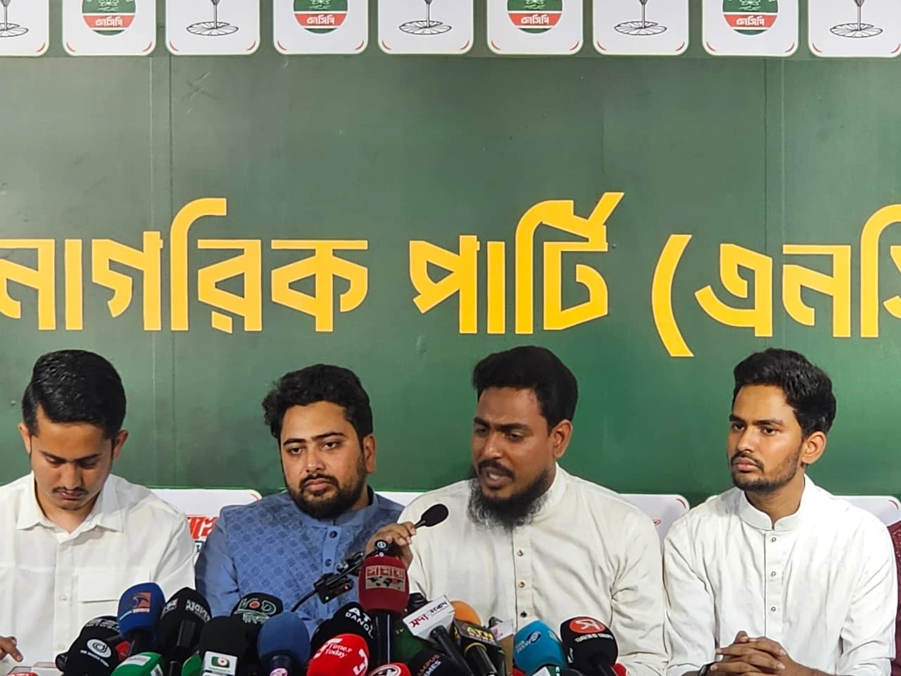 ‘লং মার্চ টু ঢাকা’র ঘোষককে ডিএসসিসির মেয়রপ্রার্থী ঘোষণা করল এনসিপি