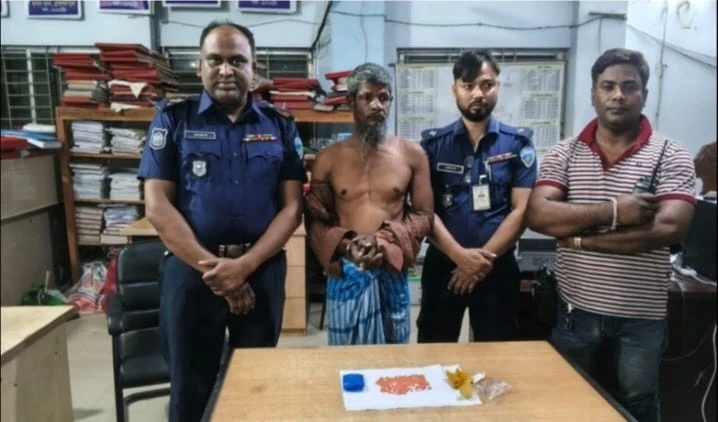 কসবায় পৃথক অভিযানে ইয়াবা ও গাঁজাসহ ৩ মাদককারবারী গ্রেফতার