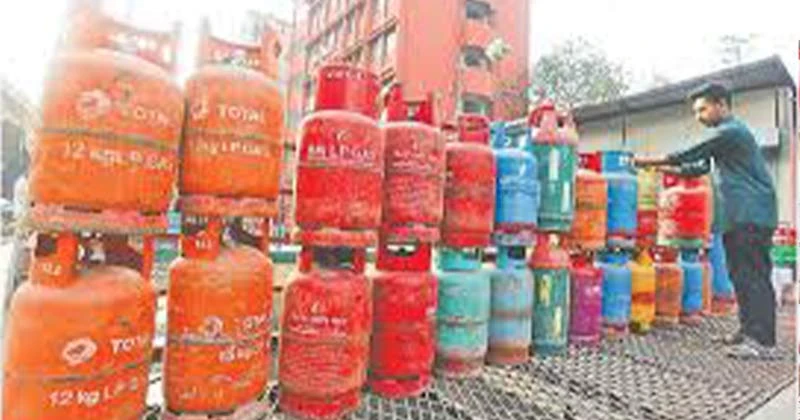 ১২ কেজি এলপিজির দাম ৩৮৭ টাকা বাড়লো