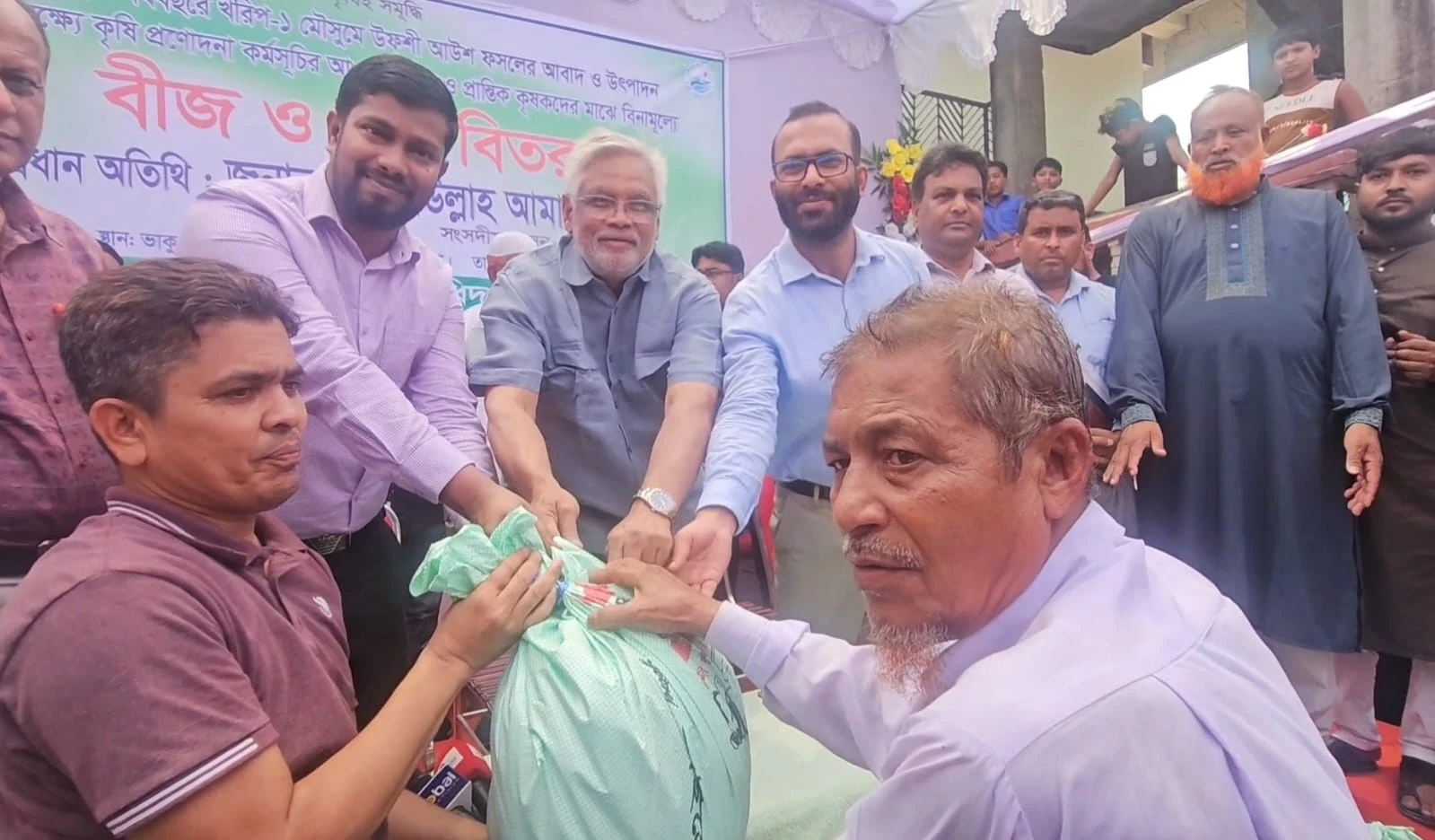 কৃষকদের ভিত্তি শক্ত না হলে দেশ স্বনির্ভর হবে না: আমান উল্লাহ আমান