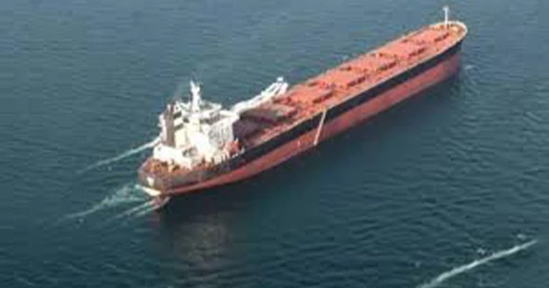 সৌদি থেকে বিকল্প পথে আসছে আরও ১ লাখ টন তেল