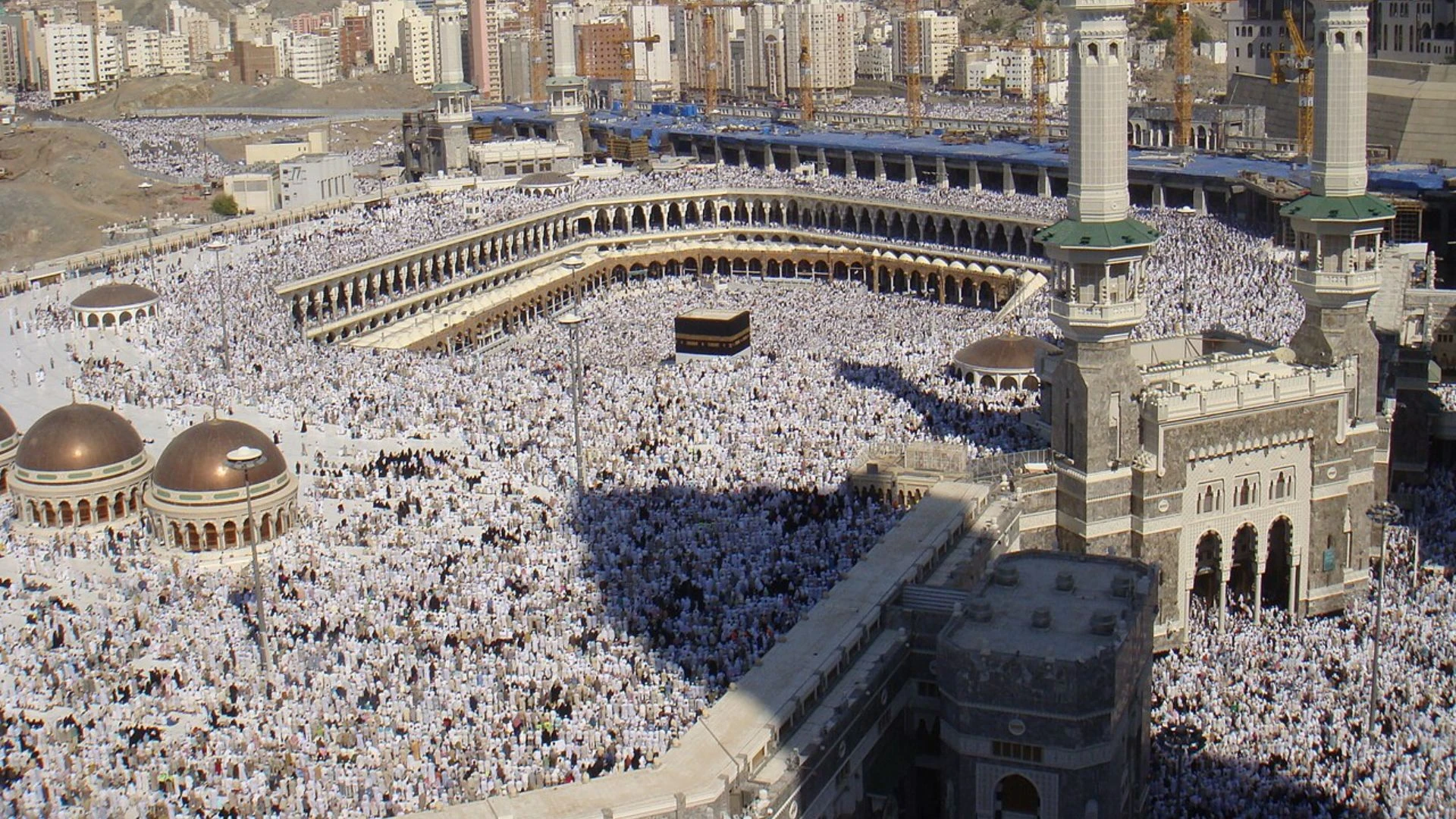 ওমরাহ ভিসাধারীদের সৌদি ছাড়ার নির্দেশ