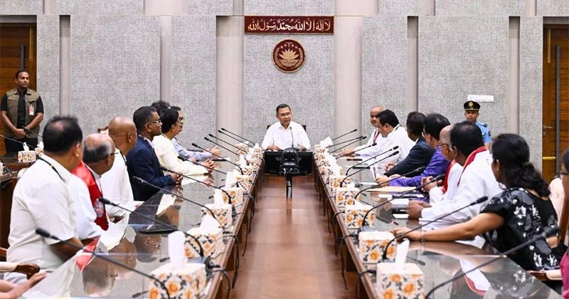 প্রোটেস্ট্যান্ট চার্চের নেতাদের সঙ্গে প্রধানমন্ত্রীর শুভেচ্ছা বিনিময়