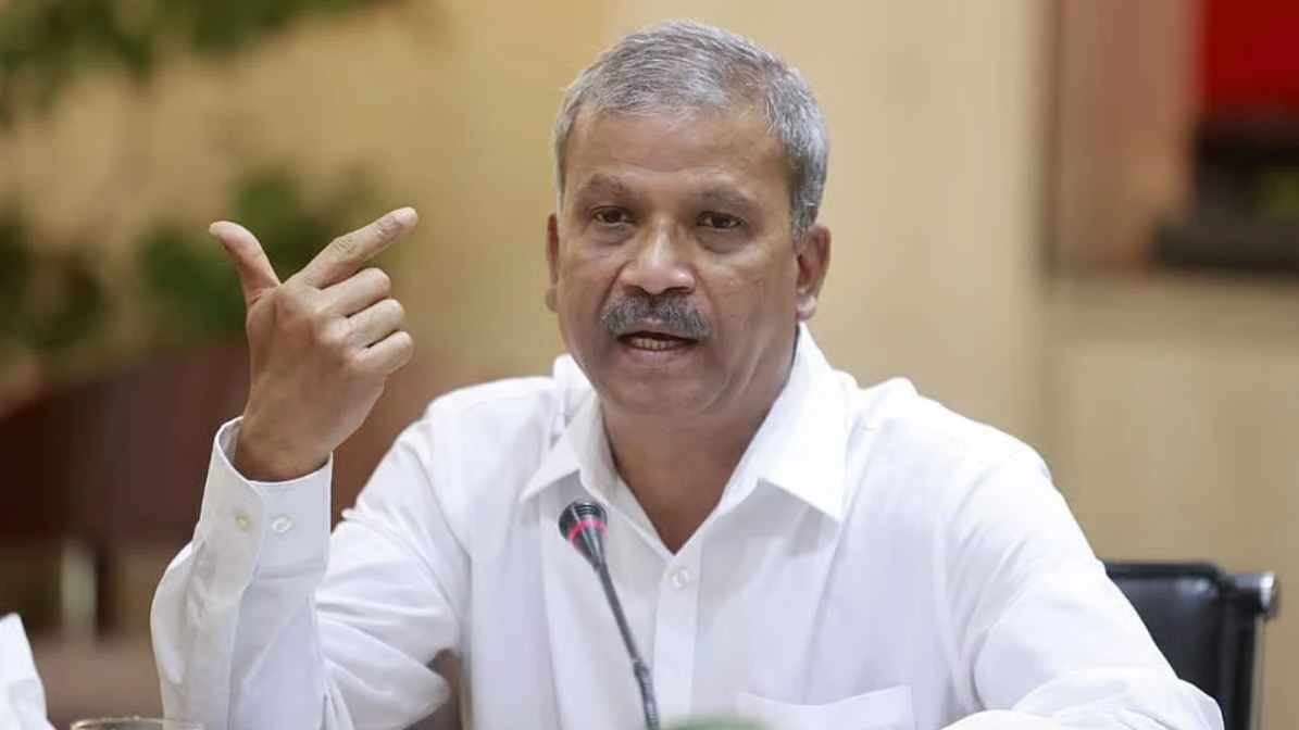 আসিফ নজরুলের বিরুদ্ধে শতকোটি টাকা দুর্নীতির অভিযোগ