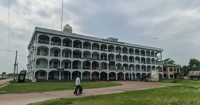 বিজয়নগরে ৩৩ দপ্তরের ১১টিতে অতিরিক্ত দায়িত্ব, সেবায় ধীরগতি ও ভোগান্তি