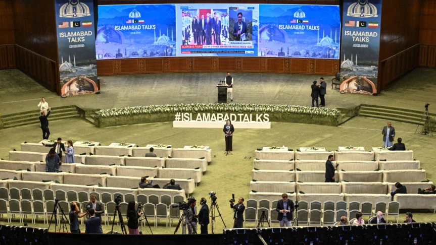 পাকিস্তানি প্রধানমন্ত্রীর সঙ্গে ইরানি প্রতিনিধিদের সাক্ষাৎ