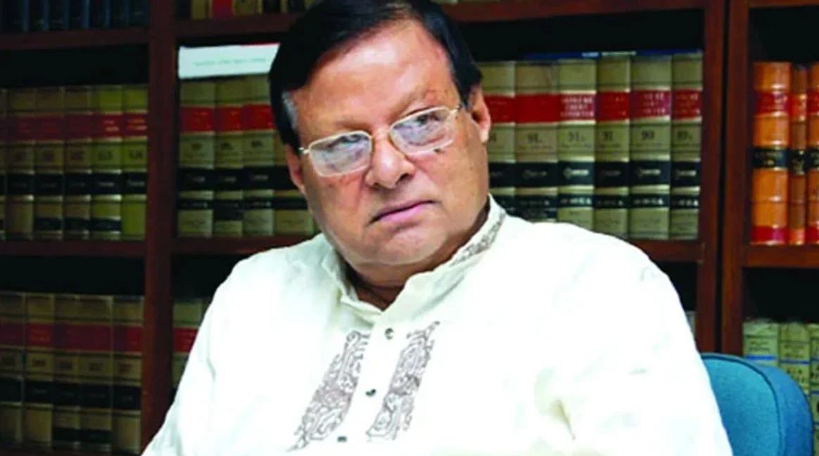 সাবেক আইনমন্ত্রী শফিক আহমেদ মারা গেছেন