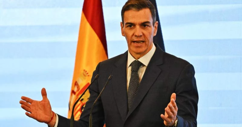 বাংলাদেশিসহ ৫ লাখ অবৈধ অভিবাসীকে স্পেনের বৈধতা