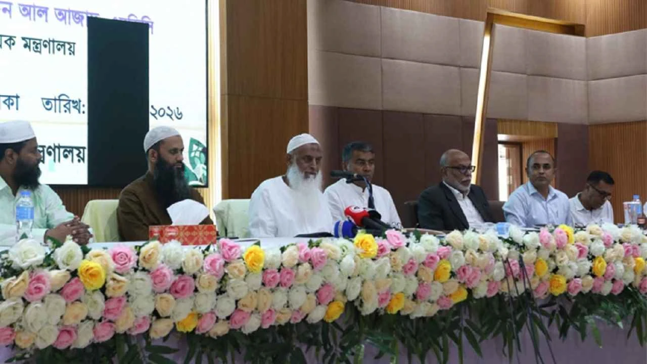 হাজিদের সেবায় গাফিলতি হলে ছাড় নয়: ধর্মমন্ত্রী