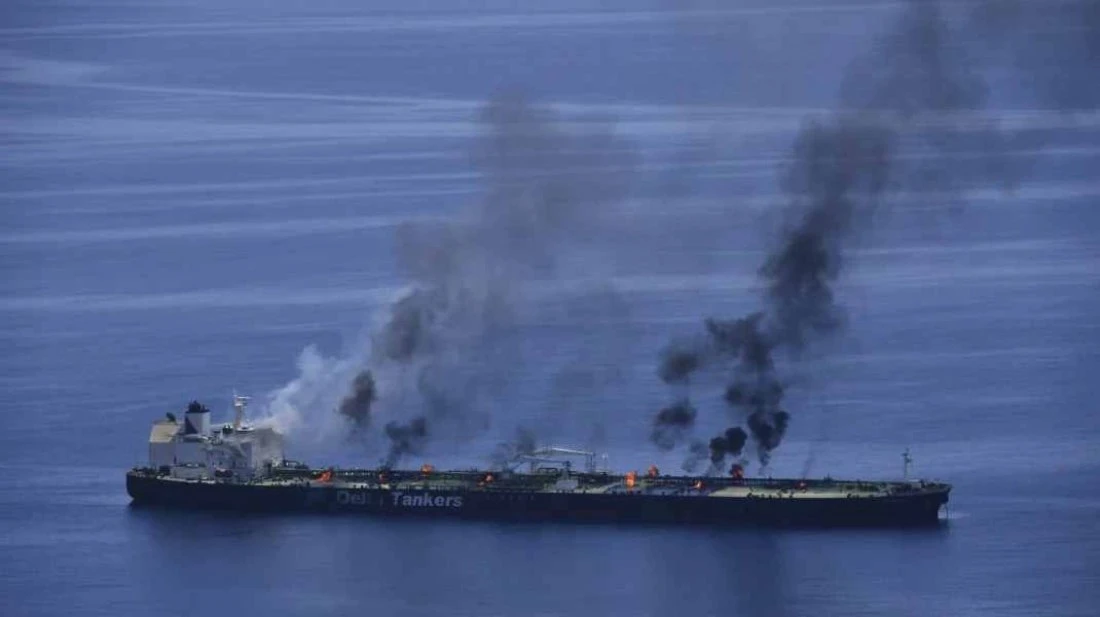 মার্কিন নৌ-অবরোধ না তুললে লোহিত সাগর বন্ধের হুমকি ইরানের