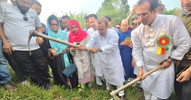 কৃষক পরিবারে সচ্ছলতা ও খাদ্য ঘাটতি পূরণে 'খাল খনন কর্মসূচি'র বিকল্প নেই: ড. খন্দকার মারুফ