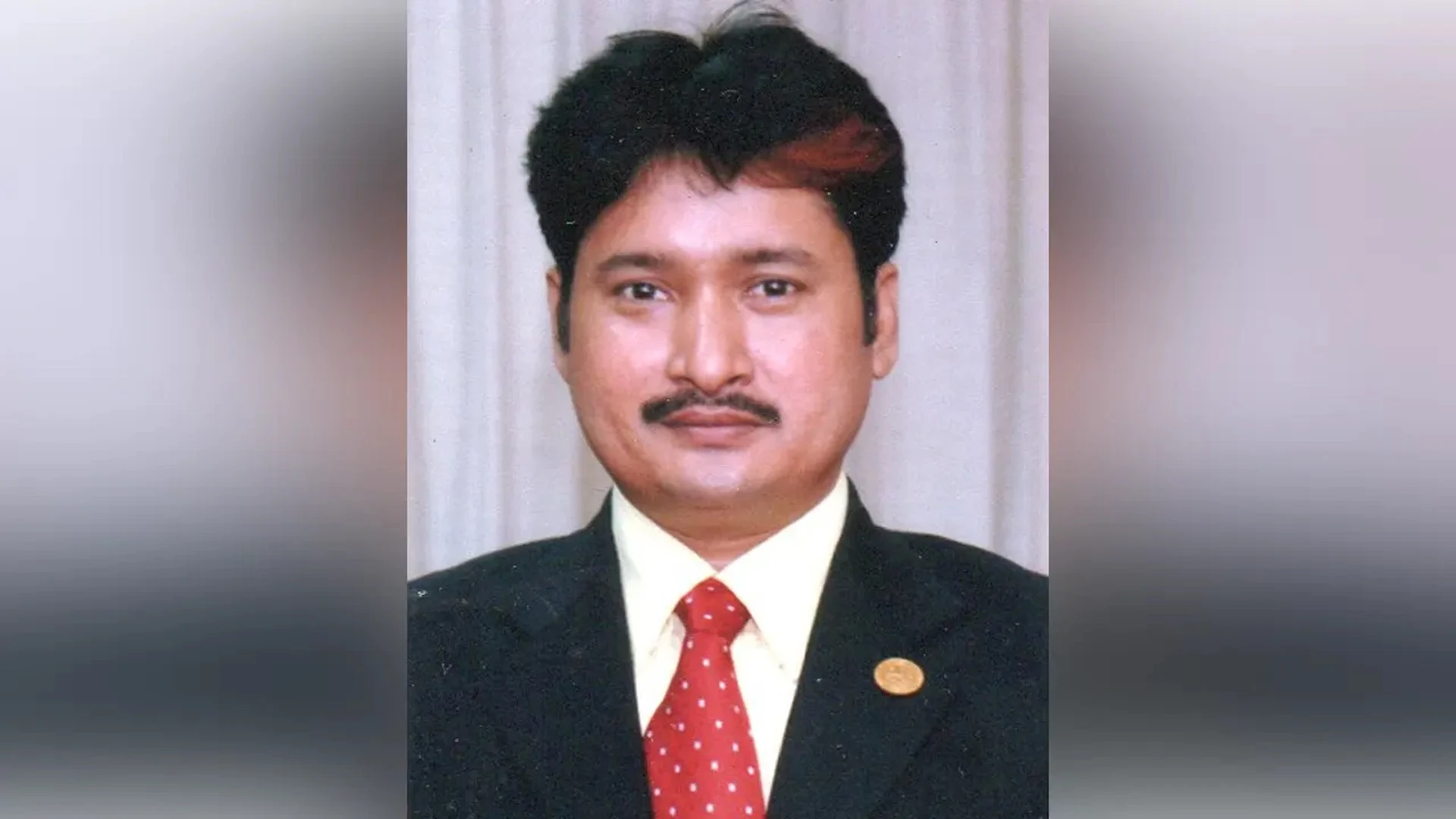 পদত্যাগ করলেন শিক্ষামন্ত্রীর পিএস