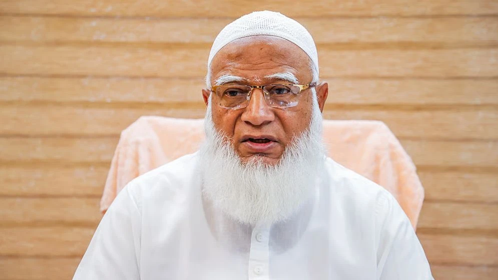 বিশ্ববাজারে তেলের দাম কমছে, আর দেশে বাড়ছে, খুবই দুঃখজনক: জামায়াত আমির